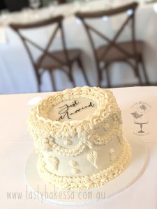 Elegant Lambeth wedding cake with vintage buttercream piping by Tasty Bakes & Wedding Cakes, Adelaide.